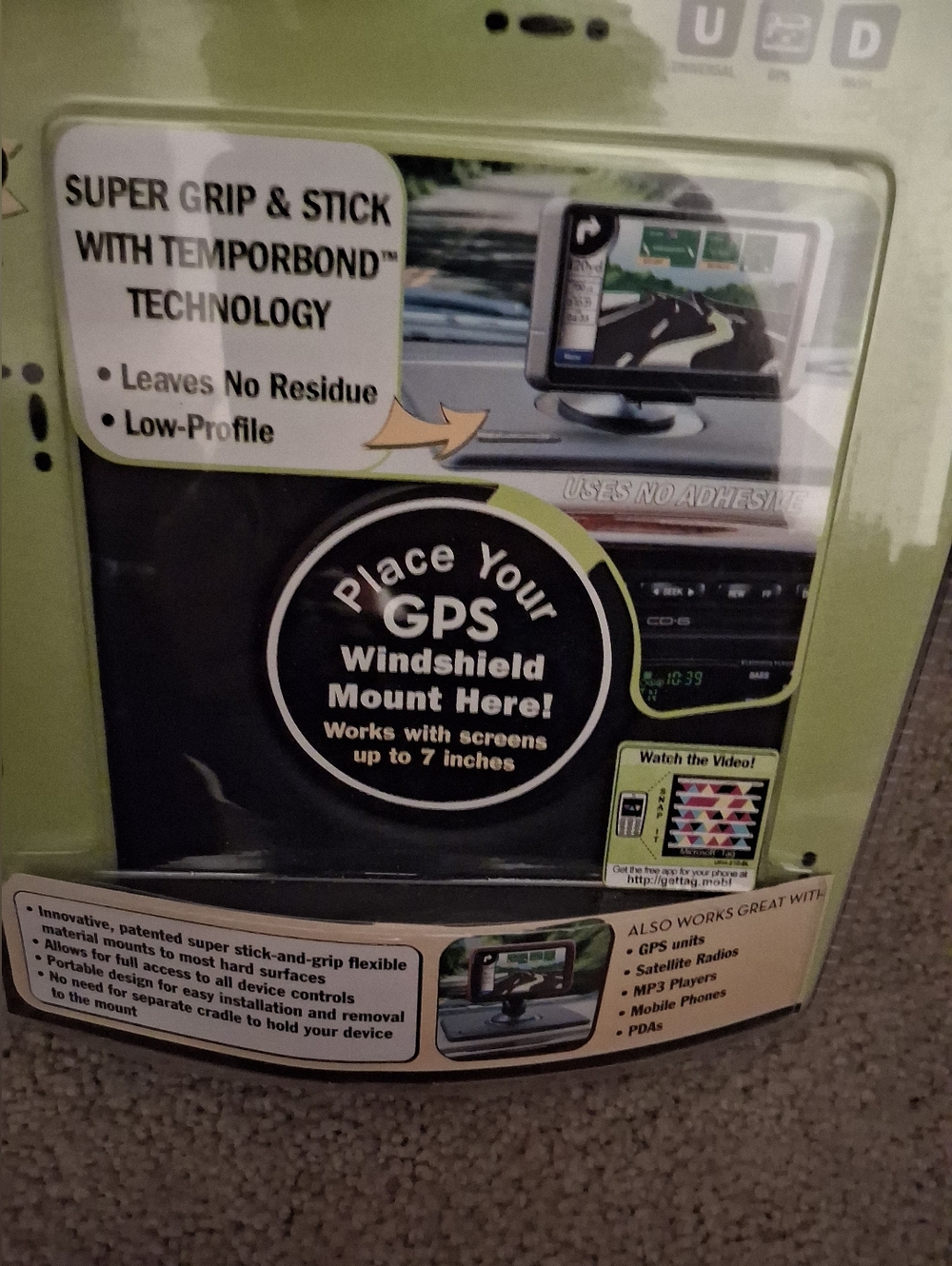 Black GPS Windshield Mount with Super Grip & Stick